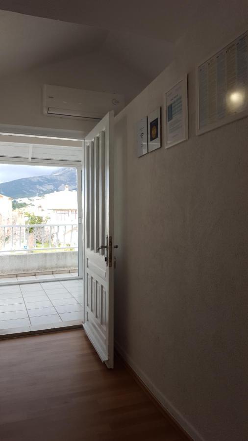 Oliver Ravlic Apartment Makarska